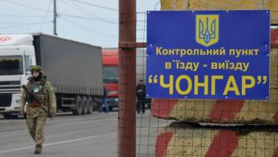 С начала блокады ни одна фура в Крым не попала